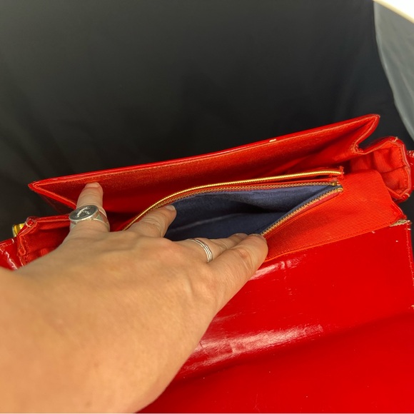 Nicholas Reich Vintage Convertible Latched Bag - Picture 12 of 14